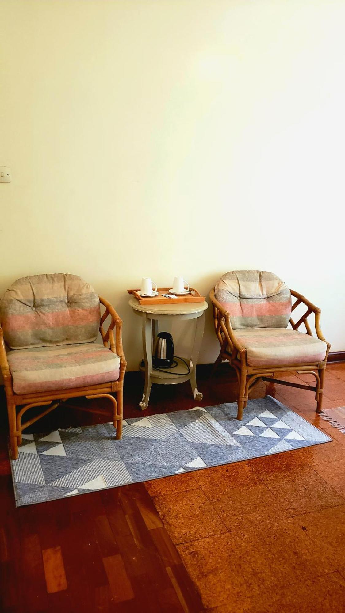 Muyaka Zereniti House酒店 外观 照片
